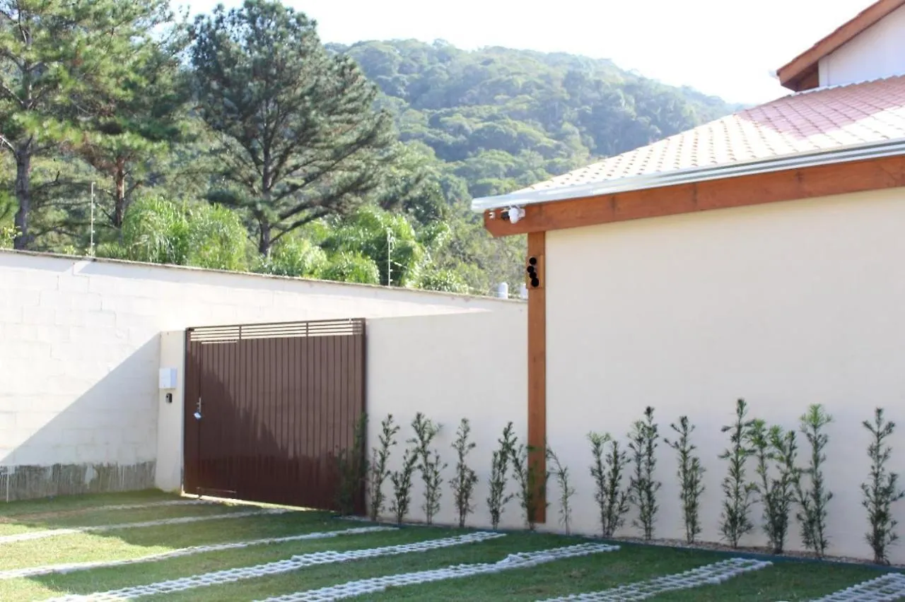 Casa em Balneário Camboriú na Praia do Estaleiro Casa de Férias